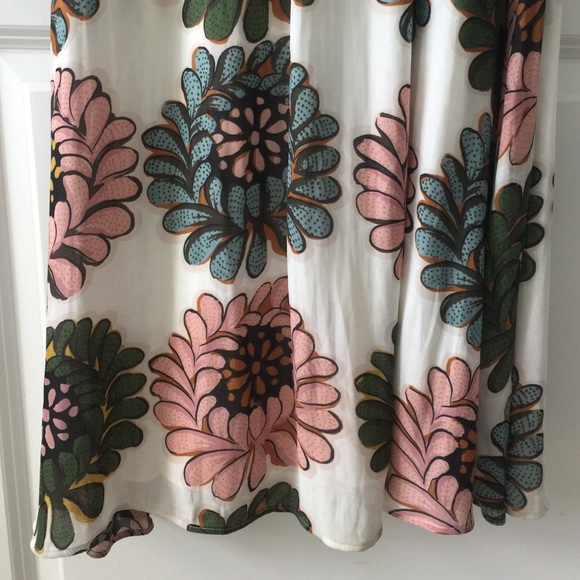 Loft • Floral Magnolia Print Long Maxi Dress - Picture 5 of 8